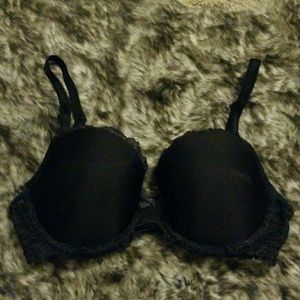 Black Victoria's secret bra